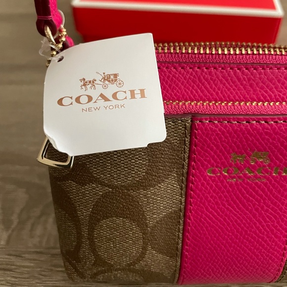 NWT Coach Double Corner Zip Wristlet Khaki/ Pink Ruby - Picture 5 of 10